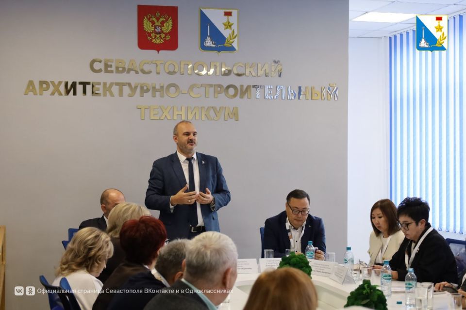 Севастополь делится с Республикой Саха опытом подготовки кадров Севастополь делится с Республикой Саха опытом подготовки кадров