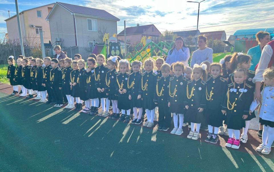День Качи в Детском саду. Сегодня состоялось замечательное мероприятие на базе ГБДОУ "Детский сад №103", посвященное Дню поселка Кача с продолжением высадки "Аллеи Славы Героев Качи" День Качи в Детском саду. Сегодня состоялось замечательное мероприятие на базе ГБДОУ "Детский сад №103", посвященное Дню поселка Кача с продолжением высадки "Аллеи Славы Героев Качи"