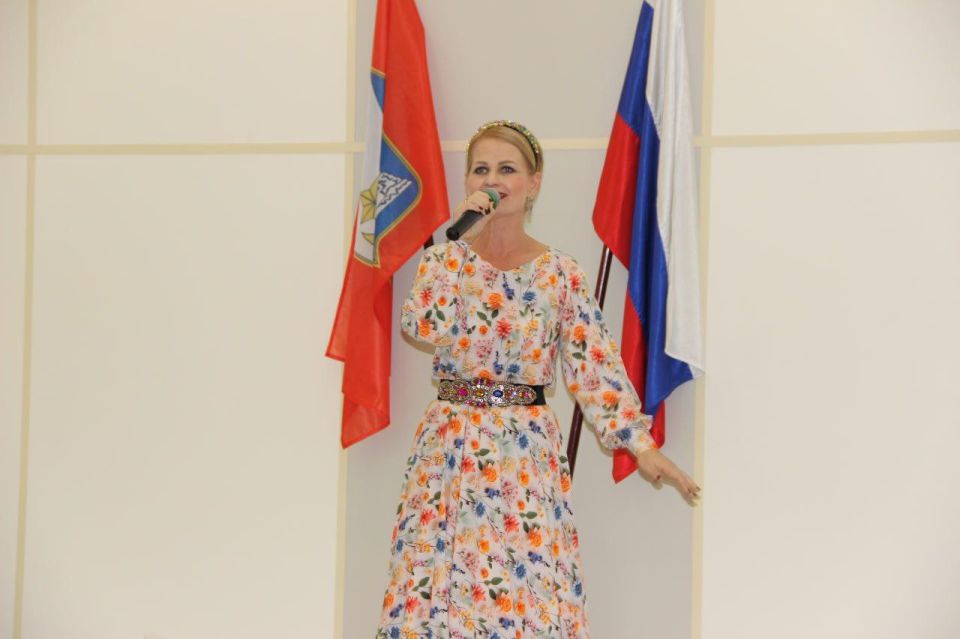 Роль матери всегда будет определяющей в судьбе человека Роль матери всегда будет определяющей в судьбе человека