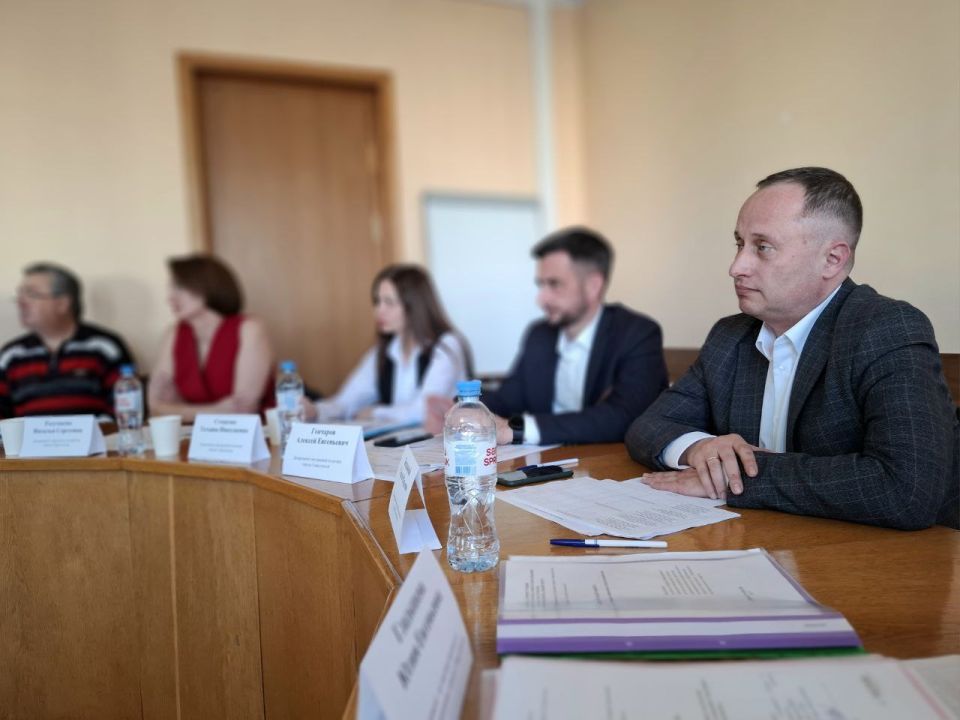 Настоящие профессионалы своего дела: подведены итоги конкурса «Лучший муниципальный служащий Севастополя» Настоящие профессионалы своего дела: подведены итоги конкурса «Лучший муниципальный служащий Севастополя»