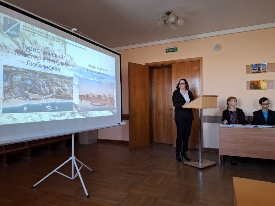 Настоящие профессионалы своего дела: подведены итоги конкурса «Лучший муниципальный служащий Севастополя» Настоящие профессионалы своего дела: подведены итоги конкурса «Лучший муниципальный служащий Севастополя»