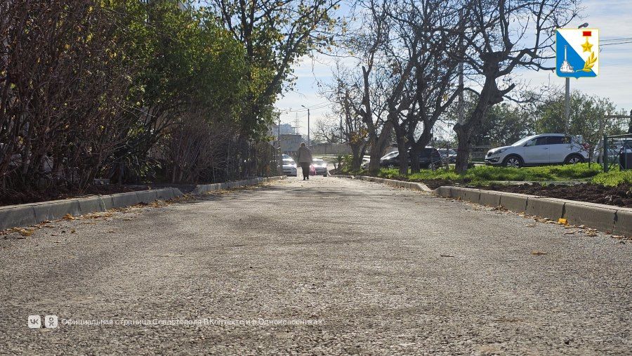 На улице Мечникова завершили ремонт внутриквартальной дороги и тротуаров На улице Мечникова завершили ремонт внутриквартальной дороги и тротуаров