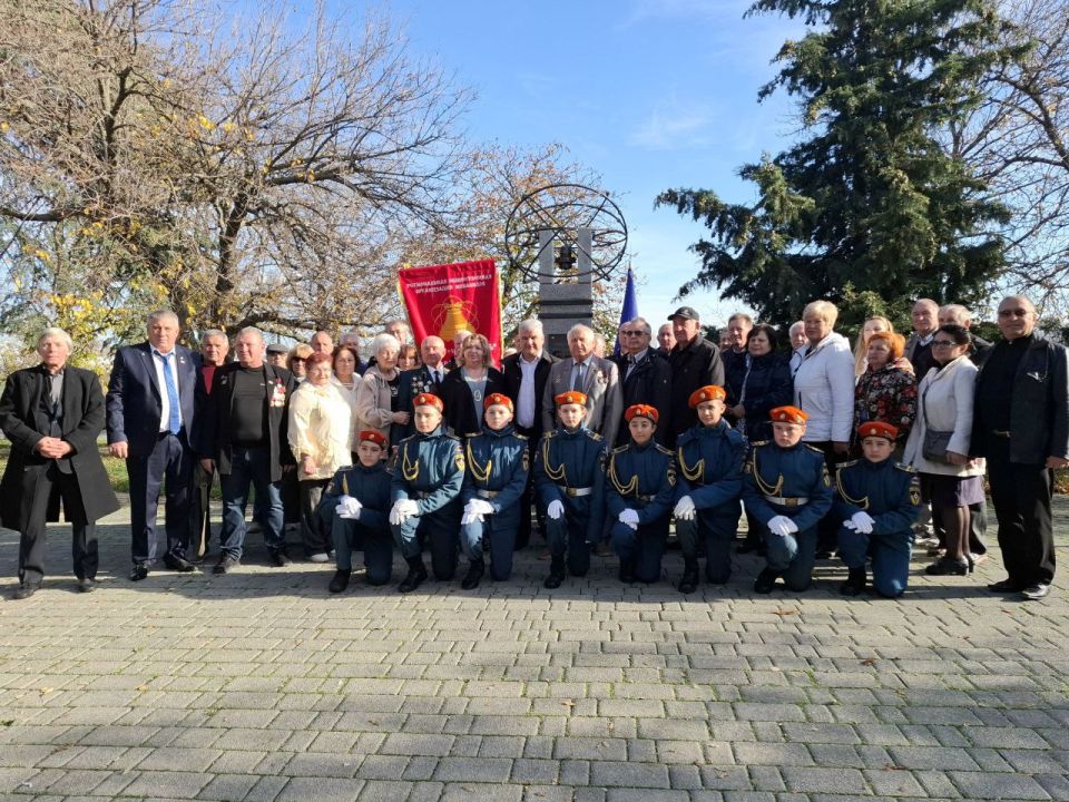 Севастопольцы отдали дань уважения ликвидаторам Чернобыльской катастрофы