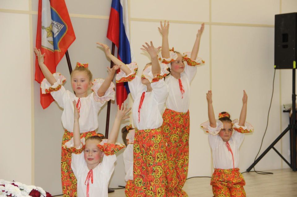 Роль матери всегда будет определяющей в судьбе человека Роль матери всегда будет определяющей в судьбе человека