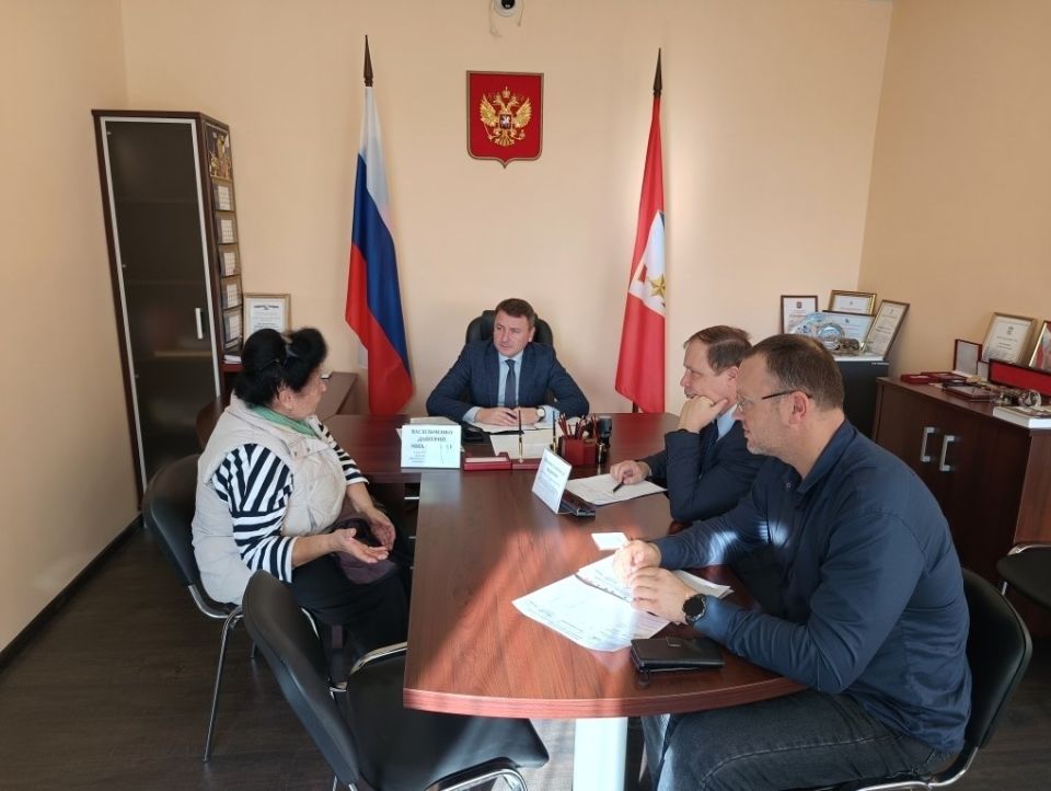 Совместный прием жителей Депутатом Законодательного Собрания города Севастополя III созыва Кулагиным Александром Андреевичем с Главой ВМО Качинского МО Васильченко Дмитрием Михайловичем Совместный прием жителей Депутатом Законодательного Собрания города Севастополя III созыва Кулагиным Александром Андреевичем с Главой ВМО Качинского МО Васильченко Дмитрием Михайловичем