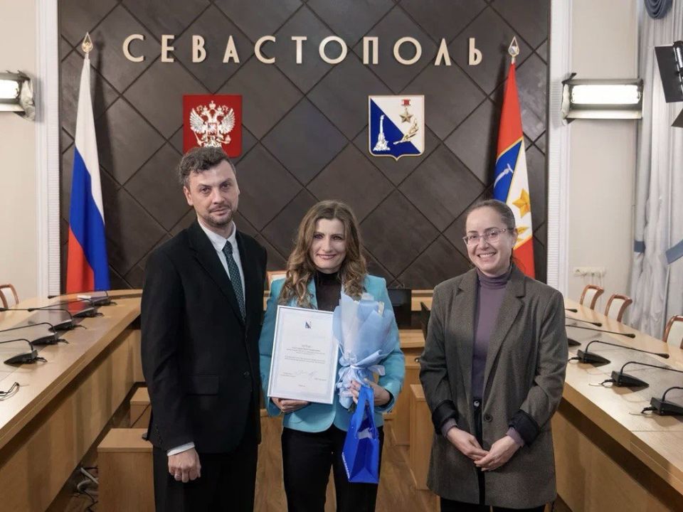 Искусство быть на связи. В Севастополе наградили лучших администраторов госпабликов Искусство быть на связи. В Севастополе наградили лучших администраторов госпабликов