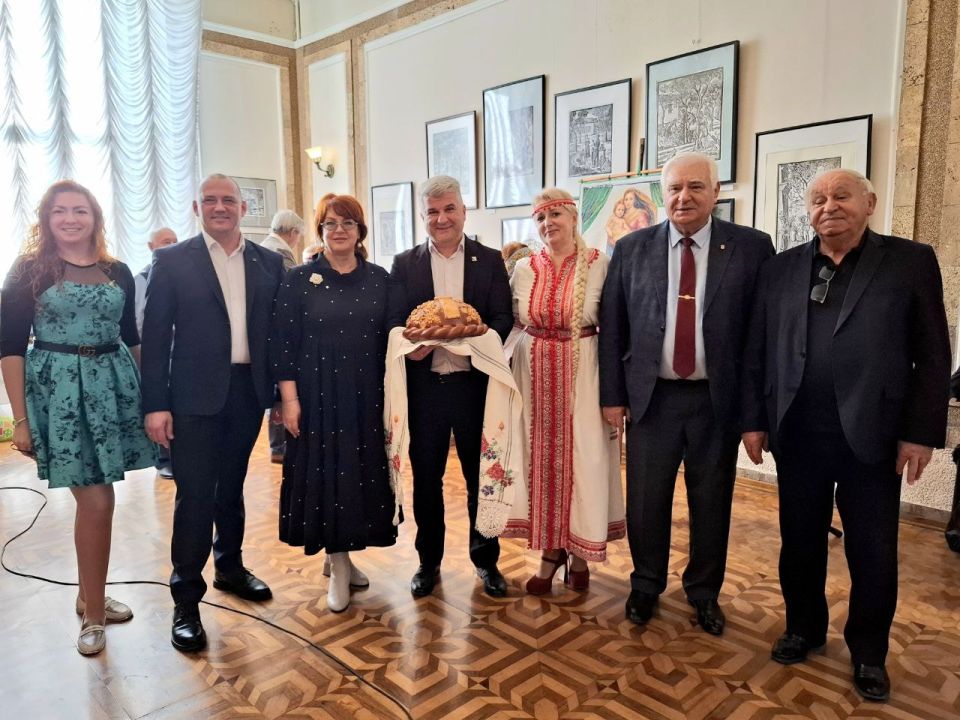 В Севастополе прошел фестиваль художественной самодеятельности «Когда душа поет», собравший талантливых представителей старшего поколения В Севастополе прошел фестиваль художественной самодеятельности «Когда душа поет», собравший талантливых представителей старшего поколения