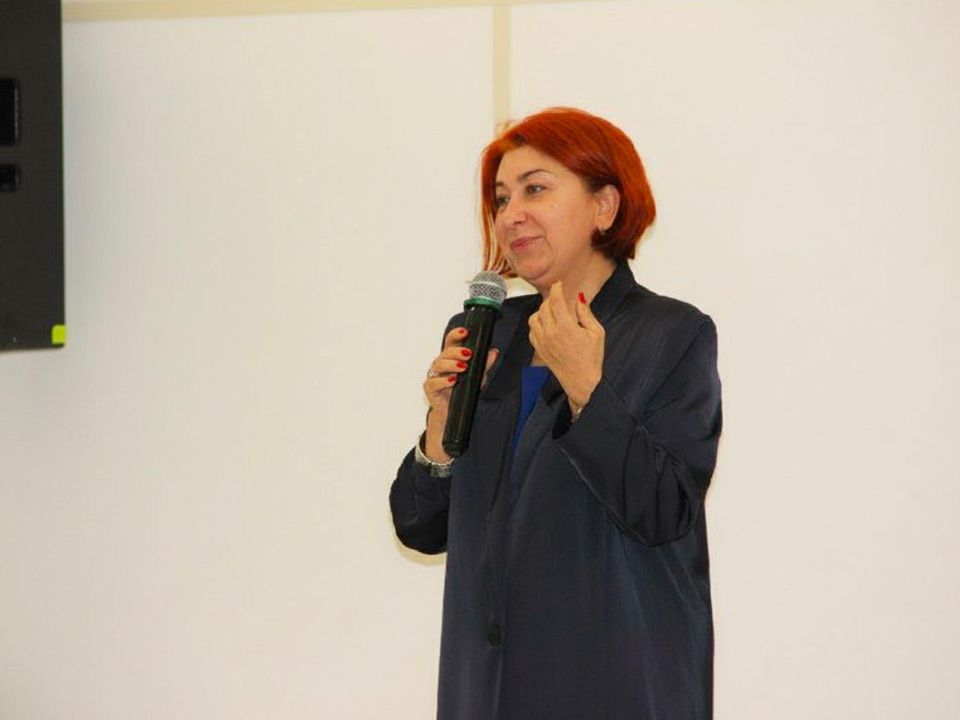 Татьяна Лобач: В преддверии Дня матери в большом зале Департамента труда и социальной защиты населения города Севастополя состоялась торжественная церемония чествования заслуженных матерей региона Татьяна Лобач: В преддверии Дня матери в большом зале Департамента труда и социальной защиты населения города Севастополя состоялась торжественная церемония чествования заслуженных матерей региона