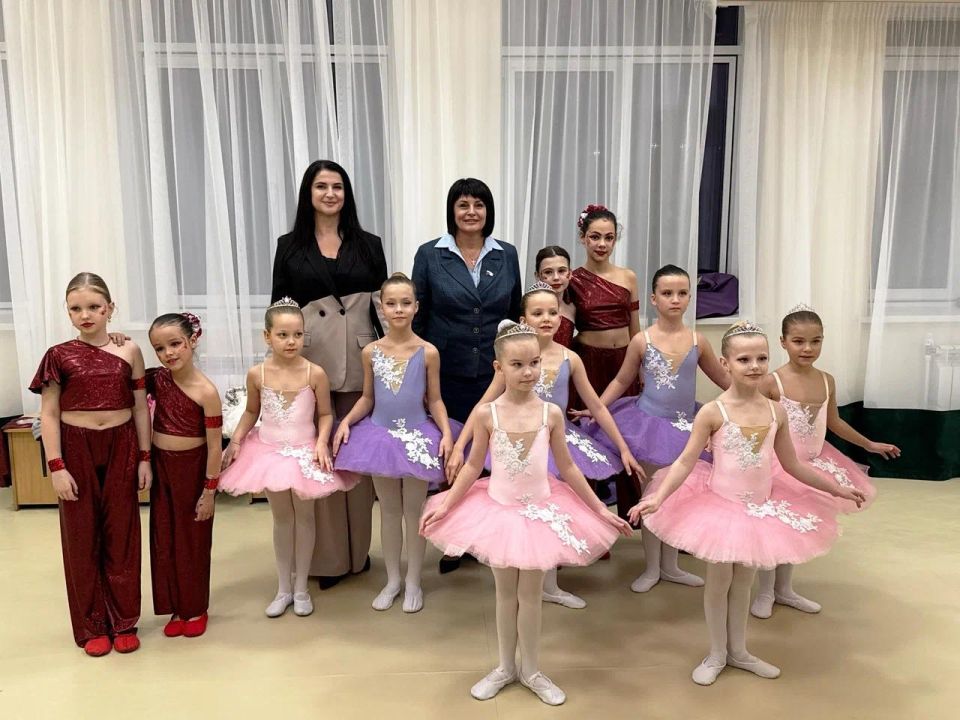 Татьяна Лобач: Накануне в доме культуры на 1-ом отделении Золотой Балки состоялся праздничный концерт «Мелодии сердечной благодарности», посвященный Дню матери Татьяна Лобач: Накануне в доме культуры на 1-ом отделении Золотой Балки состоялся праздничный концерт «Мелодии сердечной благодарности», посвященный Дню матери