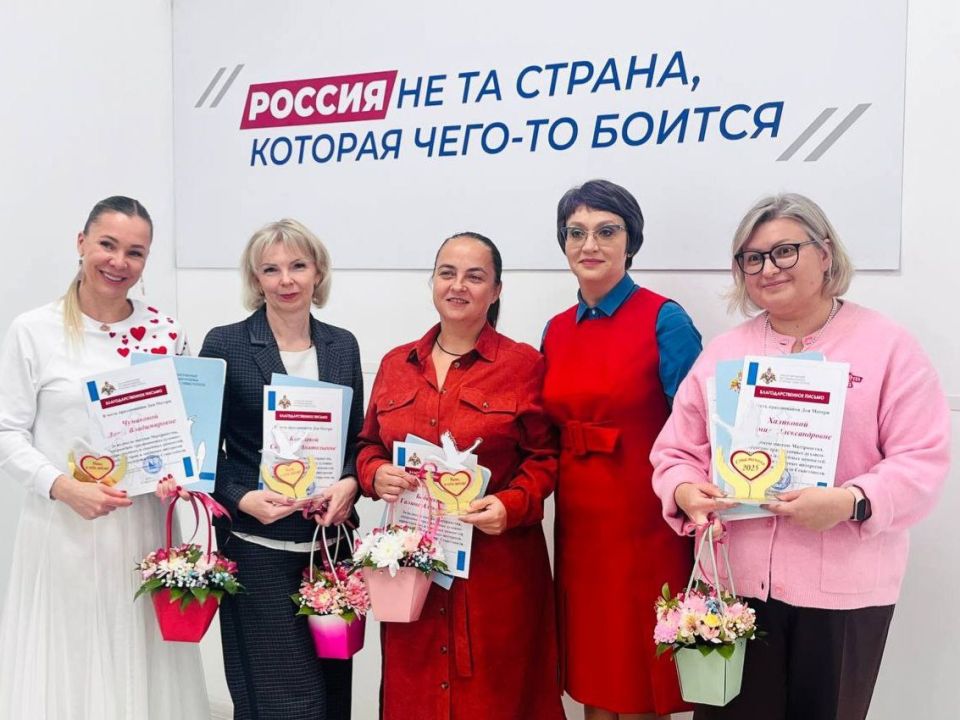 В преддверии самого нежного праздника организация "Особые дети" подготовила теплую встречу, чтобы поздравить мам детей с особенностями развития и сказать им «спасибо» В преддверии самого нежного праздника организация "Особые дети" подготовила теплую встречу, чтобы поздравить мам детей с особенностями развития и сказать им «спасибо»