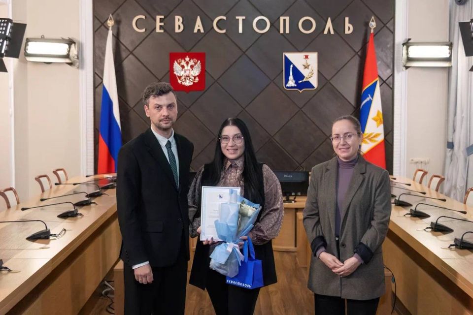 Ставьте , если вам нравятся новости в канале Департамента образования и науки Севастополя Ставьте , если вам нравятся новости в канале Департамента образования и науки Севастополя