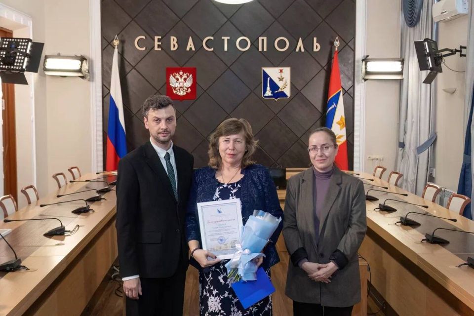 Ставьте , если вам нравятся новости в канале Департамента образования и науки Севастополя Ставьте , если вам нравятся новости в канале Департамента образования и науки Севастополя