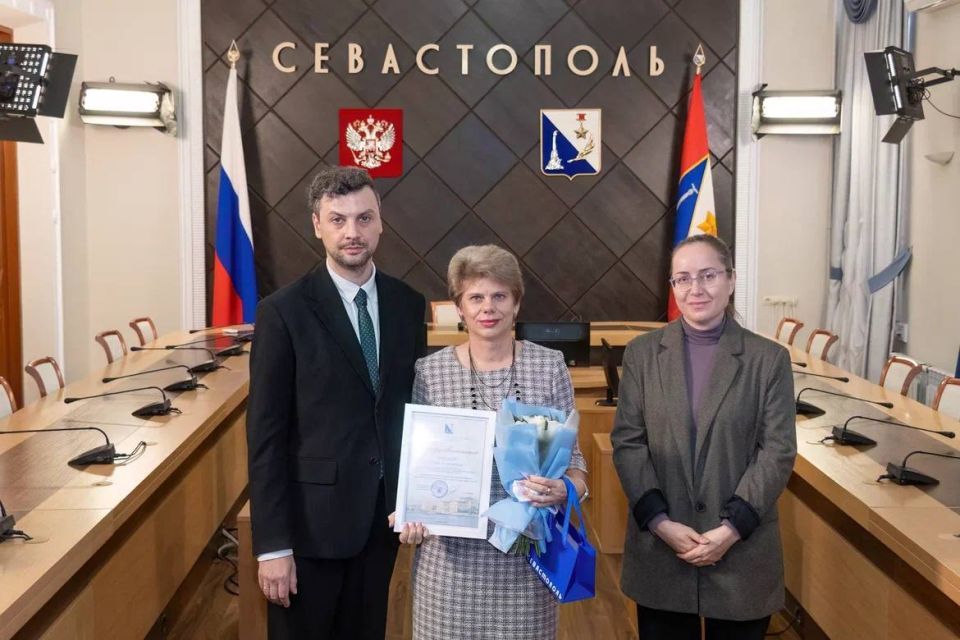 Ставьте , если вам нравятся новости в канале Департамента образования и науки Севастополя Ставьте , если вам нравятся новости в канале Департамента образования и науки Севастополя