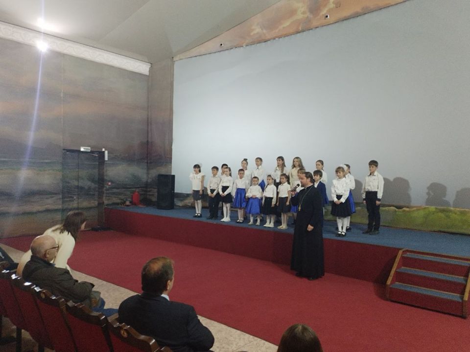 Александр Кулагин: Для наших самых любимых мам в честь Дня матери мы организовали праздничный концерт в кинотеатре "Моряк" на Северной стороне Александр Кулагин: Для наших самых любимых мам в честь Дня матери мы организовали праздничный концерт в кинотеатре "Моряк" на Северной стороне