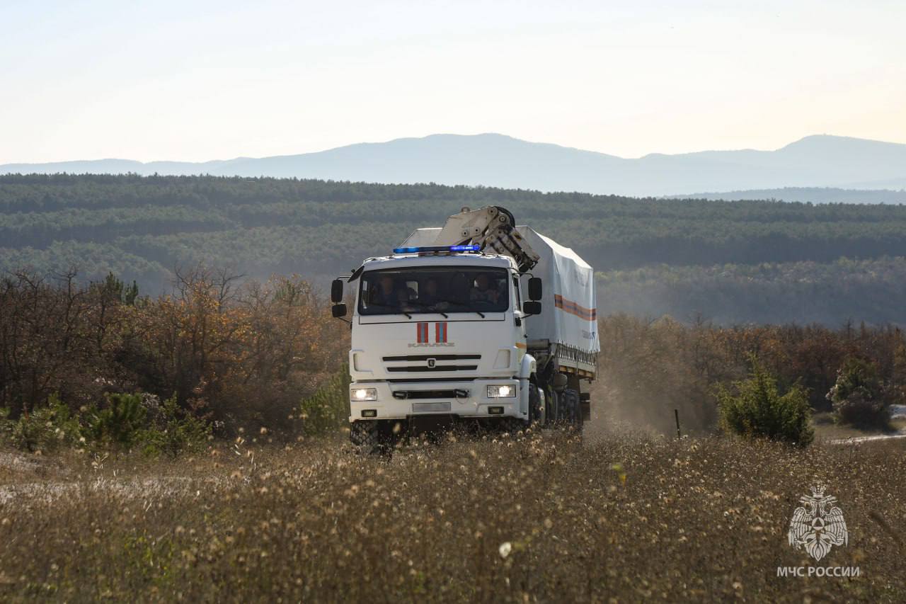Специалисты МЧС уничтожили вражеские взрывоопасные предметы уничтожили в Севастополе Специалисты МЧС уничтожили вражеские взрывоопасные предметы уничтожили в Севастополе