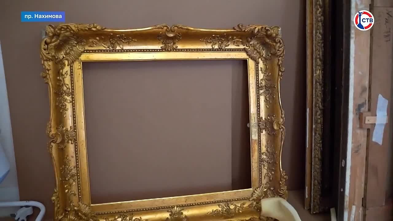 Коллекция Художественного музея имени Михаила Крошицкого полностью вернулась в свое историческое здание на проспекте Нахимова