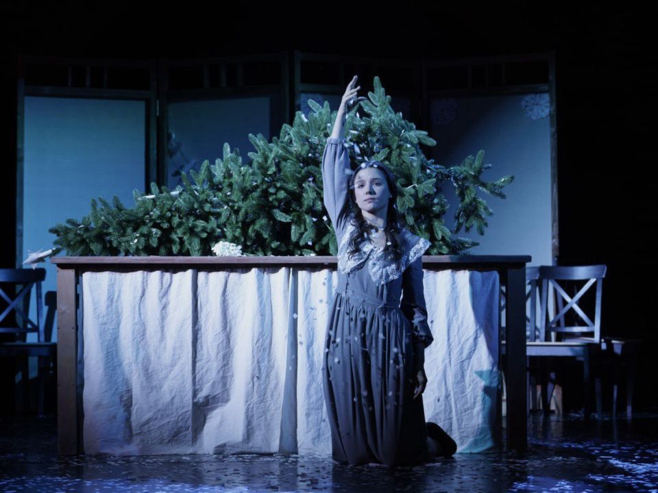 Домашний театр и пушкинское чудо на сцене СевТЮЗа Домашний театр и пушкинское чудо на сцене СевТЮЗа