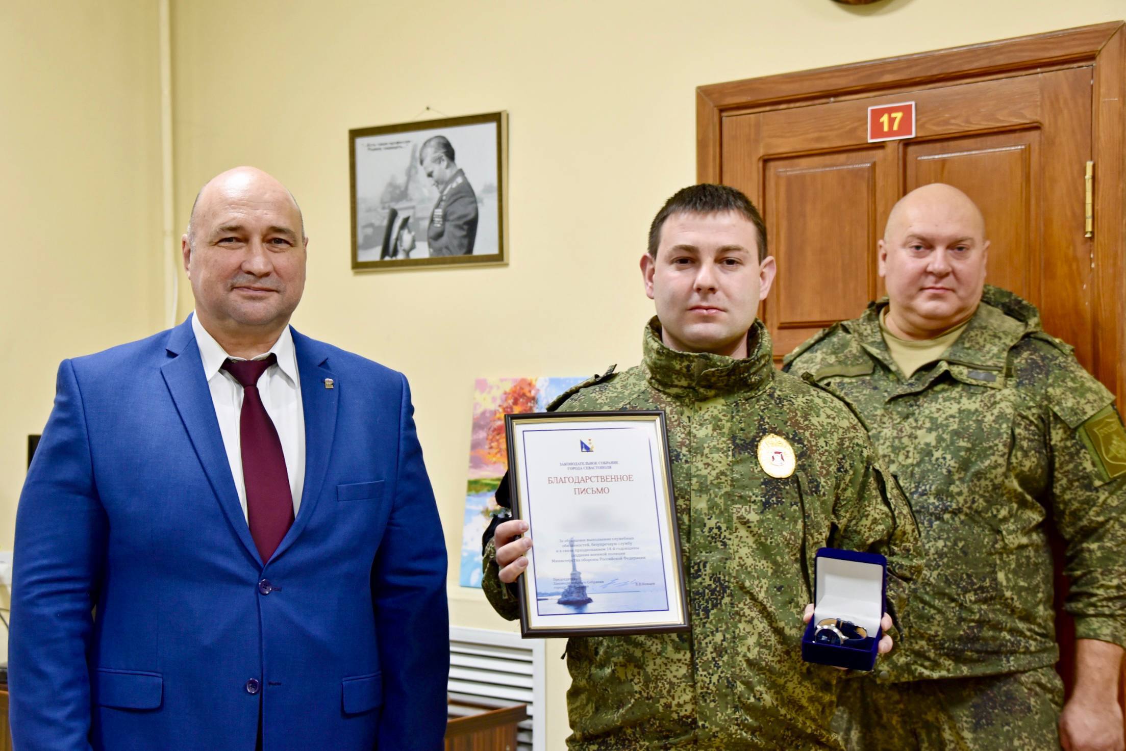 Владимир Немцев: Сегодня поздравил военнослужащих и ветеранов военной полиции Севастополя с их профессиональным праздником — Днём военной полиции