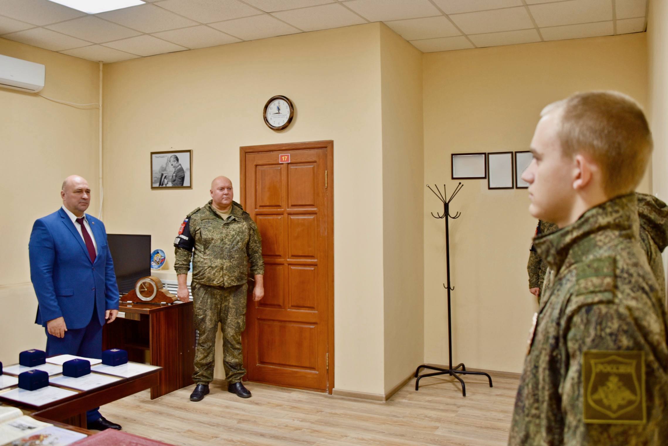 Владимир Немцев: Сегодня поздравил военнослужащих и ветеранов военной полиции Севастополя с их профессиональным праздником — Днём военной полиции Владимир Немцев: Сегодня поздравил военнослужащих и ветеранов военной полиции Севастополя с их профессиональным праздником — Днём военной полиции