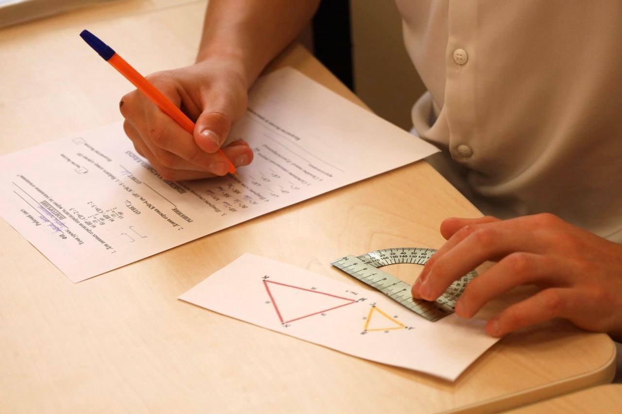 Вчера, 1 декабря, в России отметили «молодой» профессиональный праздник – День математика Вчера, 1 декабря, в России отметили «молодой» профессиональный праздник – День математика