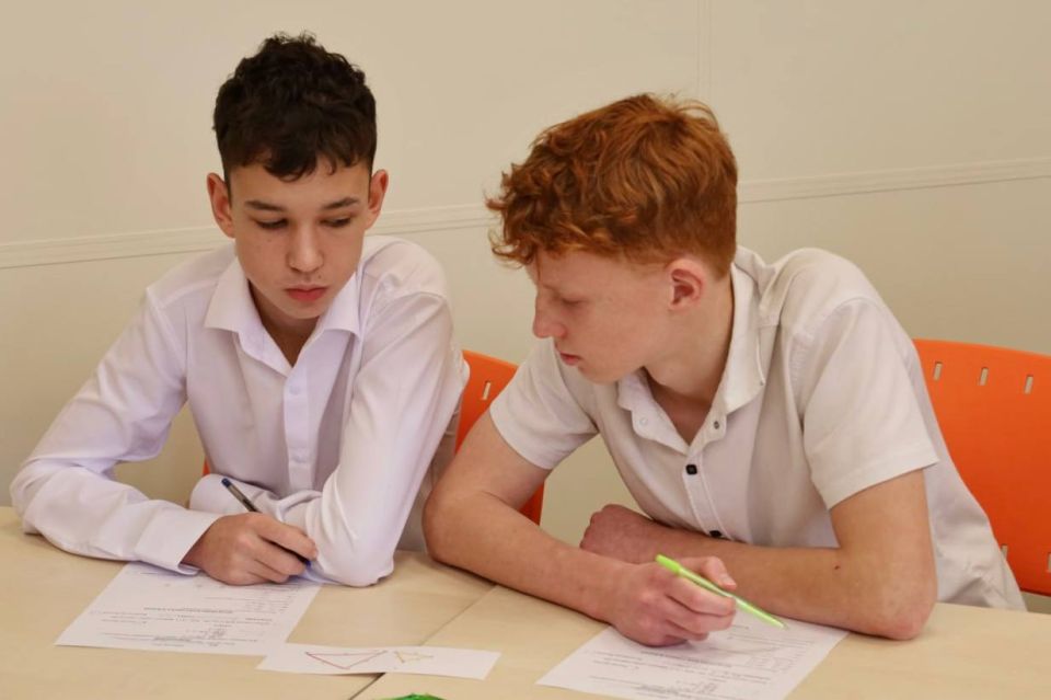 �����, 1 �������, � ������ �������� �������� ���������������� �������� � ���� ����������