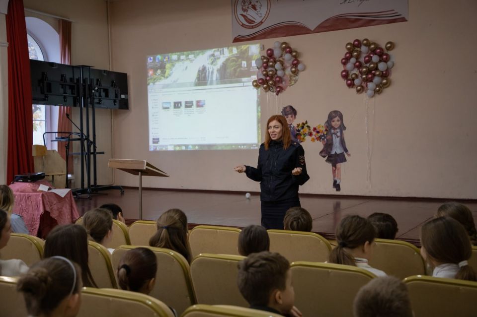 � ����������� ����������� ���������� ���������������� ������ � �����������