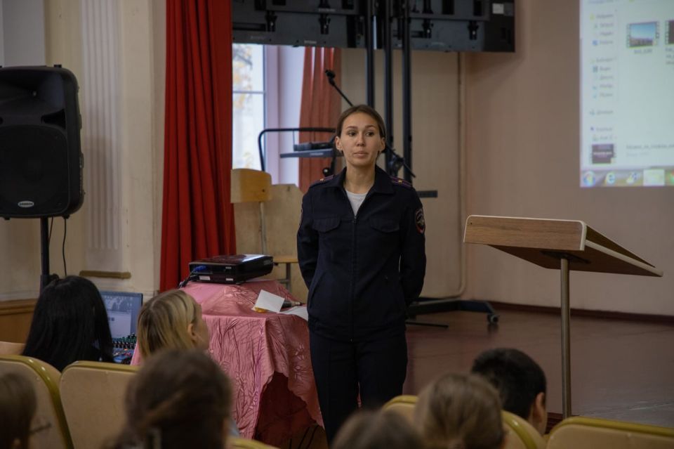 � ����������� ����������� ���������� ���������������� ������ � �����������