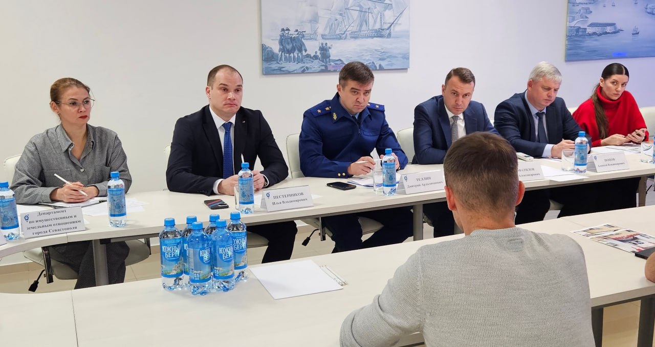 Первый заместитель прокурора города Севастополя Дмитрий Теллин в рамках Всероссийского дня приема предпринимателей провел личный прием субъектов хозяйствования Первый заместитель прокурора города Севастополя Дмитрий Теллин в рамках Всероссийского дня приема предпринимателей провел личный прием субъектов хозяйствования