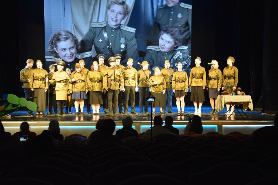 Александр Кулагин: В Севастопольском центре культуры и искусств состоялся театрализованный концерт, организованный коллективом Севастопольской РОО ИЦ "Особая молодежь" Александр Кулагин: В Севастопольском центре культуры и искусств состоялся театрализованный концерт, организованный коллективом Севастопольской РОО ИЦ "Особая молодежь"