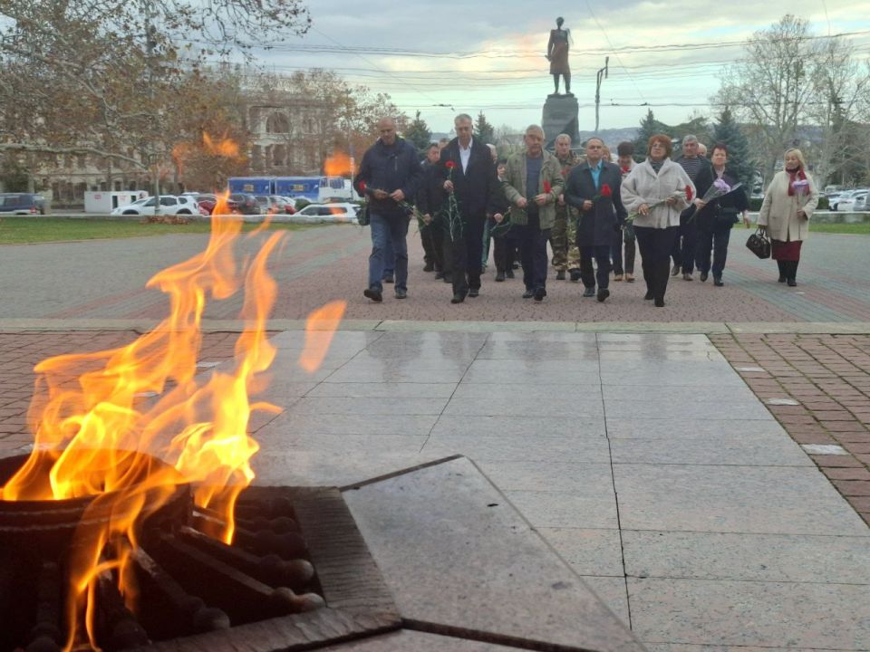 3 декабря — День Неизвестного Солдата 3 декабря — День Неизвестного Солдата