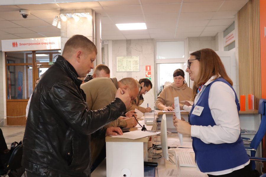 В Кадровом центре «Работа России» Севастополя прошел форум вакансий «Время возможностей для СВОих» для участников СВО и их близких В Кадровом центре «Работа России» Севастополя прошел форум вакансий «Время возможностей для СВОих» для участников СВО и их близких