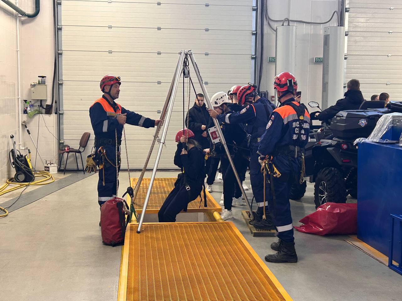 В Павловке завершился цикл практических занятий для кадет Севастопольского кадетского корпуса В Павловке завершился цикл практических занятий для кадет Севастопольского кадетского корпуса