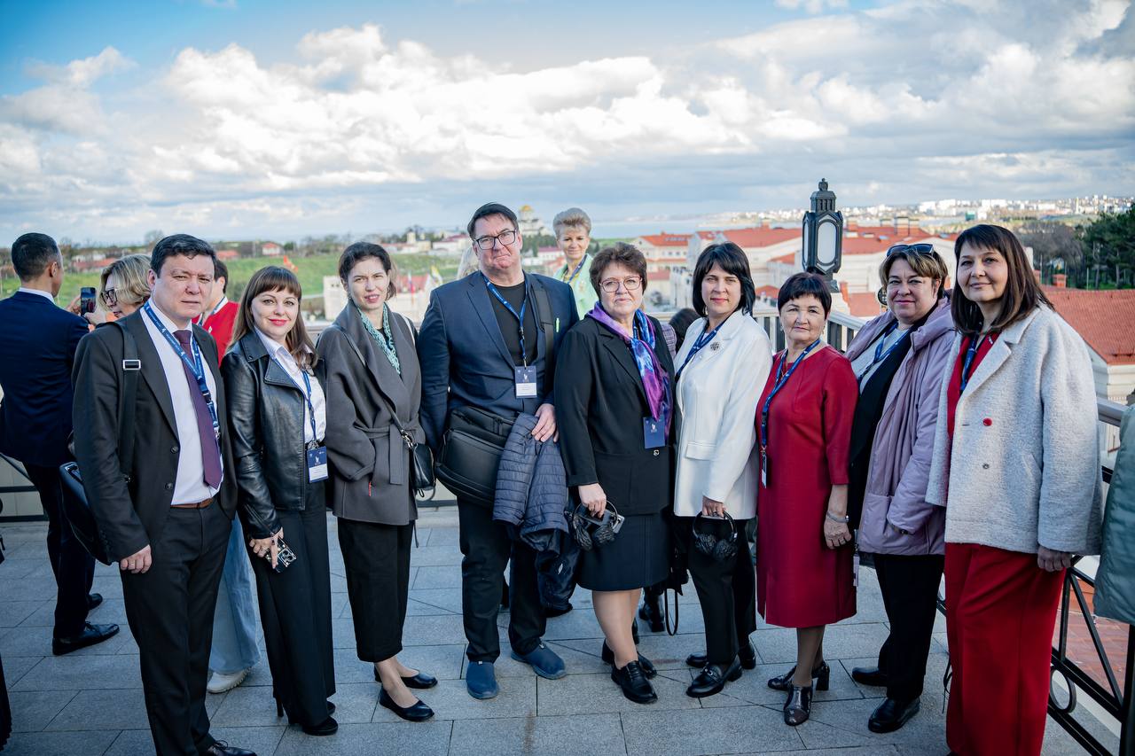Игорь Михеев: Накануне побывал в музейно-храмовом комплексе «Новый Херсонес», где начала свою работу очередная сессия проекта «Клуб директоров» Игорь Михеев: Накануне побывал в музейно-храмовом комплексе «Новый Херсонес», где начала свою работу очередная сессия проекта «Клуб директоров»