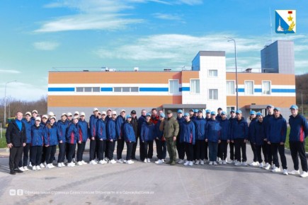 В Павловке завершился цикл «Живых уроков по безопасности» для старшеклассников севастопольского кадетского корпуса