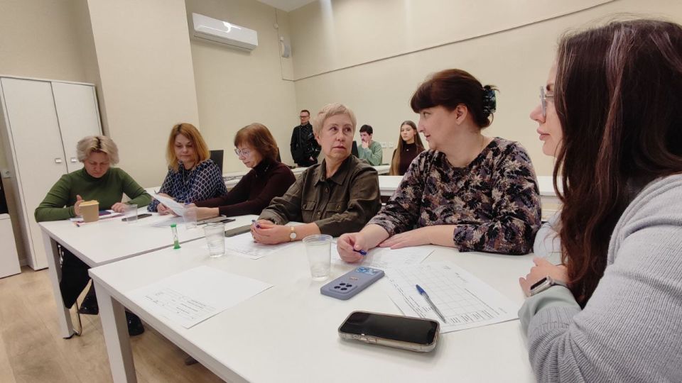 В Севастополе прошла финальная в 2025 году аттестация экскурсоводов и гидов-переводчиков