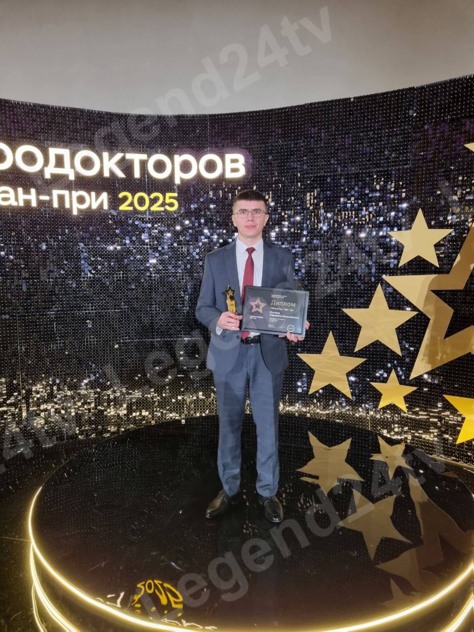 Севастопольский врач Сарварбек Рахимов стал победителем Гран-при ежегодной Всероссийской премии «ПроДокторов» 2025! Севастопольский врач Сарварбек Рахимов стал победителем Гран-при ежегодной Всероссийской премии «ПроДокторов» 2025!