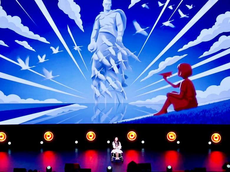 Севастопольская звездочка Варя Купчина завоевала Гран-при на IX инклюзивном конкурсе искусств «Особые таланты-2025» в Москве!