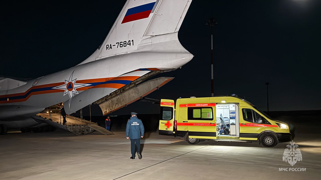 Пострадавшую во время атаки на Севастополь девочку доставили в Москву Пострадавшую во время атаки на Севастополь девочку доставили в Москву