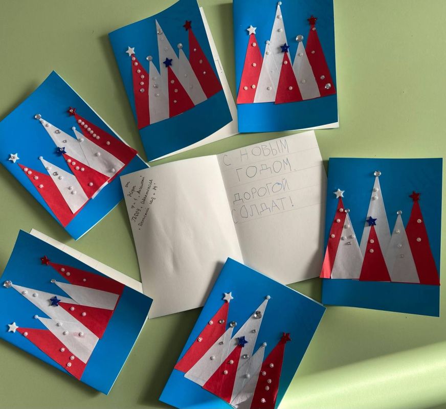 В Севастополе проходит новогодняя благотворительная акция «Тёплое слово» В Севастополе проходит новогодняя благотворительная акция «Тёплое слово»