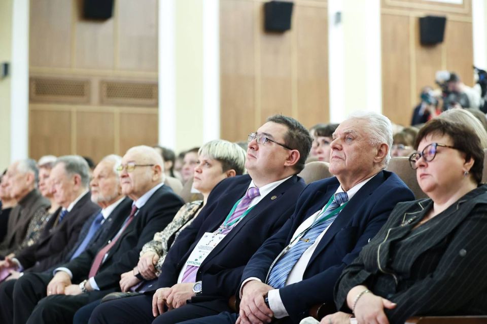 ������� ���������� ����� �15 ����� ������� � ����� �6 ����� ����������, � ����� ������� ����� � �������� �������� �24 ������� ������������� ������� ������� �� ������������� ������ �������������� � �������� ���������� �...