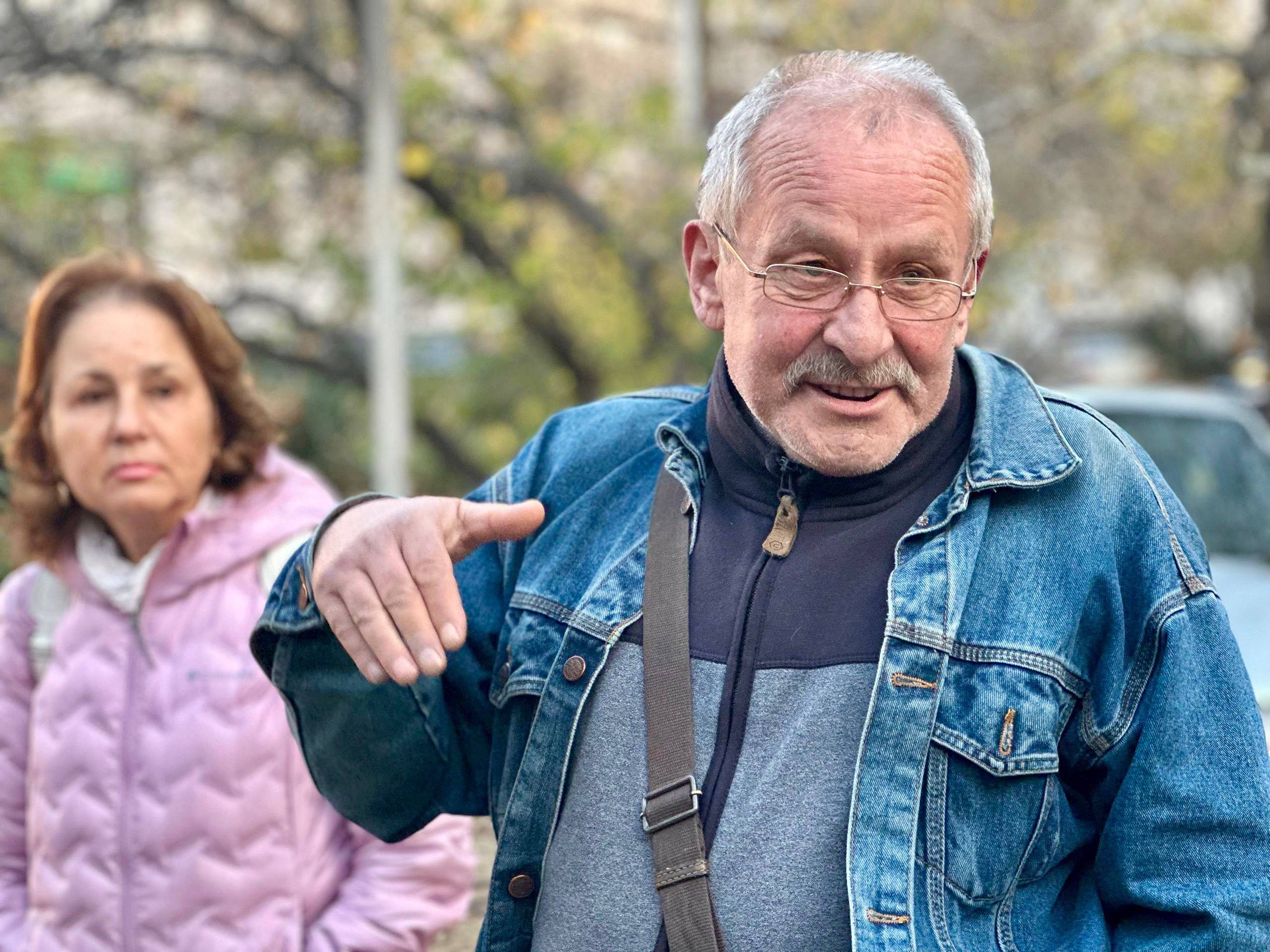 Владимир Немцев: В рамках декады приёмов граждан, приуроченной к 24-летию партии «Единая Россия», встретился с жителями домов по улице Александра Маринеско, 14, 16 и Тараса Шевченко, 31, 37, чтобы обсудить проект по... Владимир Немцев: В рамках декады приёмов граждан, приуроченной к 24-летию партии «Единая Россия», встретился с жителями домов по улице Александра Маринеско, 14, 16 и Тараса Шевченко, 31, 37, чтобы обсудить проект по...