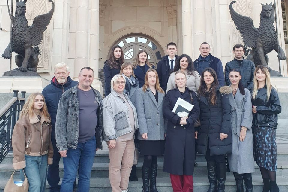 ������� ����������� � �������� ����������� ������ �������� ����� ����� � ���������� � ����� ������������