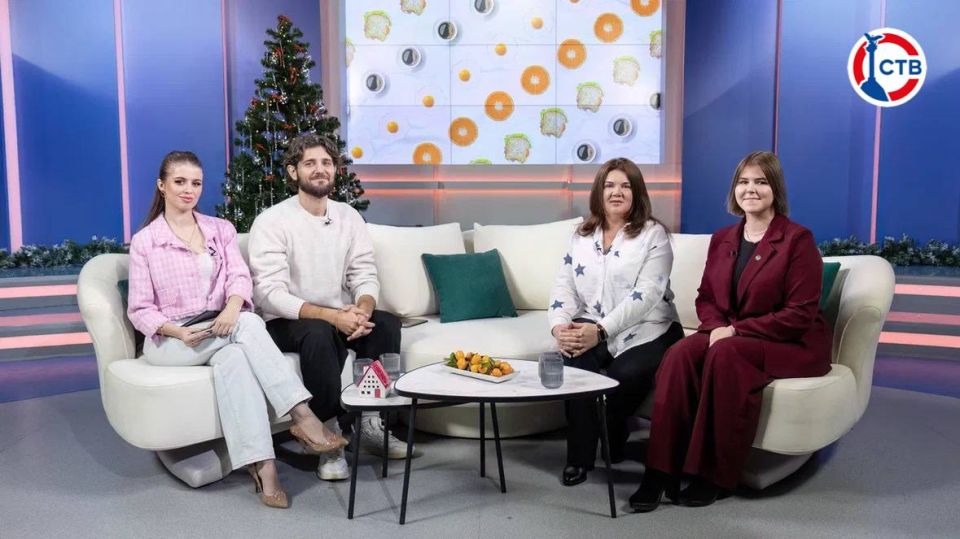 Пока готовите полезный завтрак, предлагаем провести время и с пользой для настроения