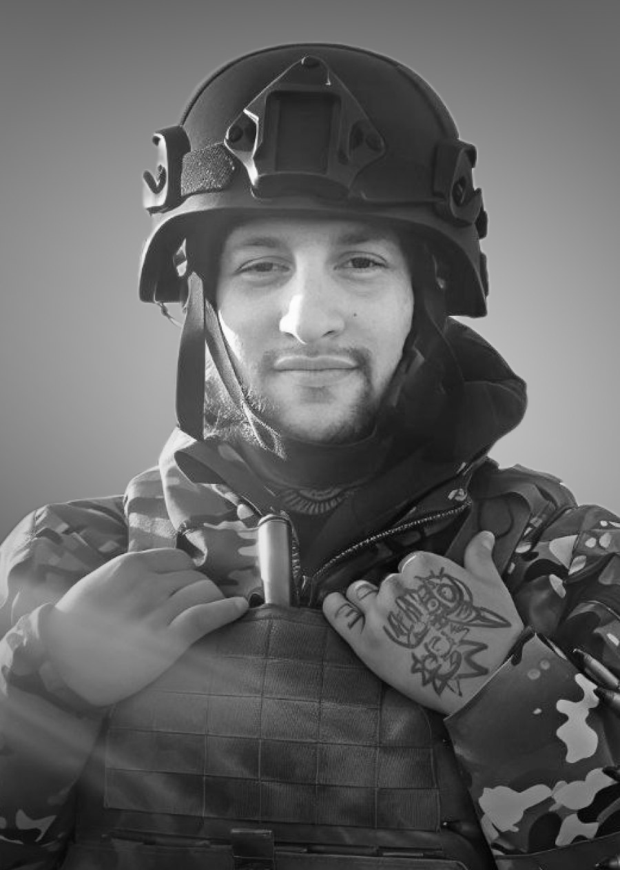 Сегодня в Севастополе проводили в последний путь гвардии матроса Андрея Конина