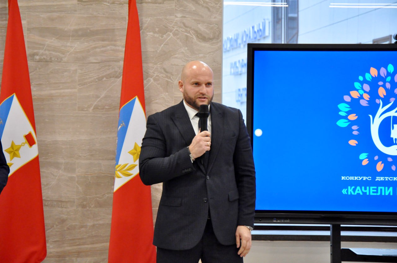 Михаил Развожаев: В Севастополе сегодня подвели итоги конкурса «Качели Мечты» Михаил Развожаев: В Севастополе сегодня подвели итоги конкурса «Качели Мечты»