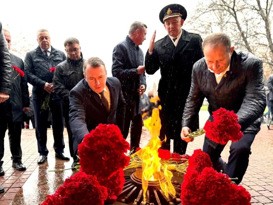 ����� ����������: � ���� ������ ��������� � ������� ���� ��������� ����������� ������� ����������� 1941-1942 ��. ��������� �����