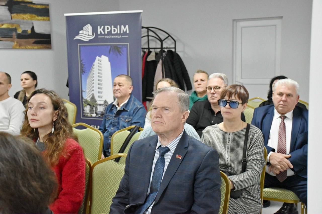 31 год на защите прав трудящихся! Поздравил Севастопольское объединение профсоюзов и обсудили, как вместе решать важные для севастопольцев вопросы 31 год на защите прав трудящихся! Поздравил Севастопольское объединение профсоюзов и обсудили, как вместе решать важные для севастопольцев вопросы