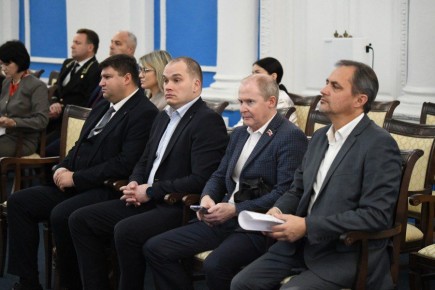 Илья Пестерников: Принял участие в пленарном заседании Законодательного Собрания Севастополя