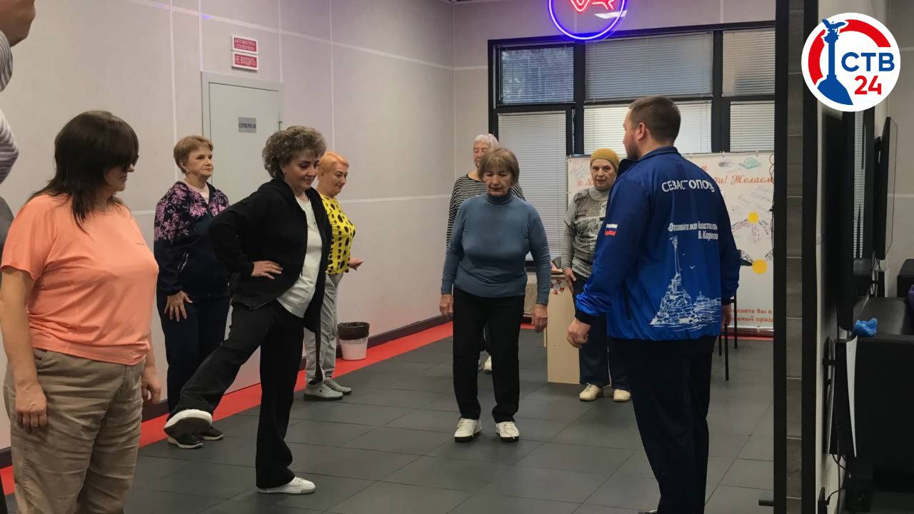 В Севастополе стартовала образовательная программа «Кибер-бабушка» В Севастополе стартовала образовательная программа «Кибер-бабушка»