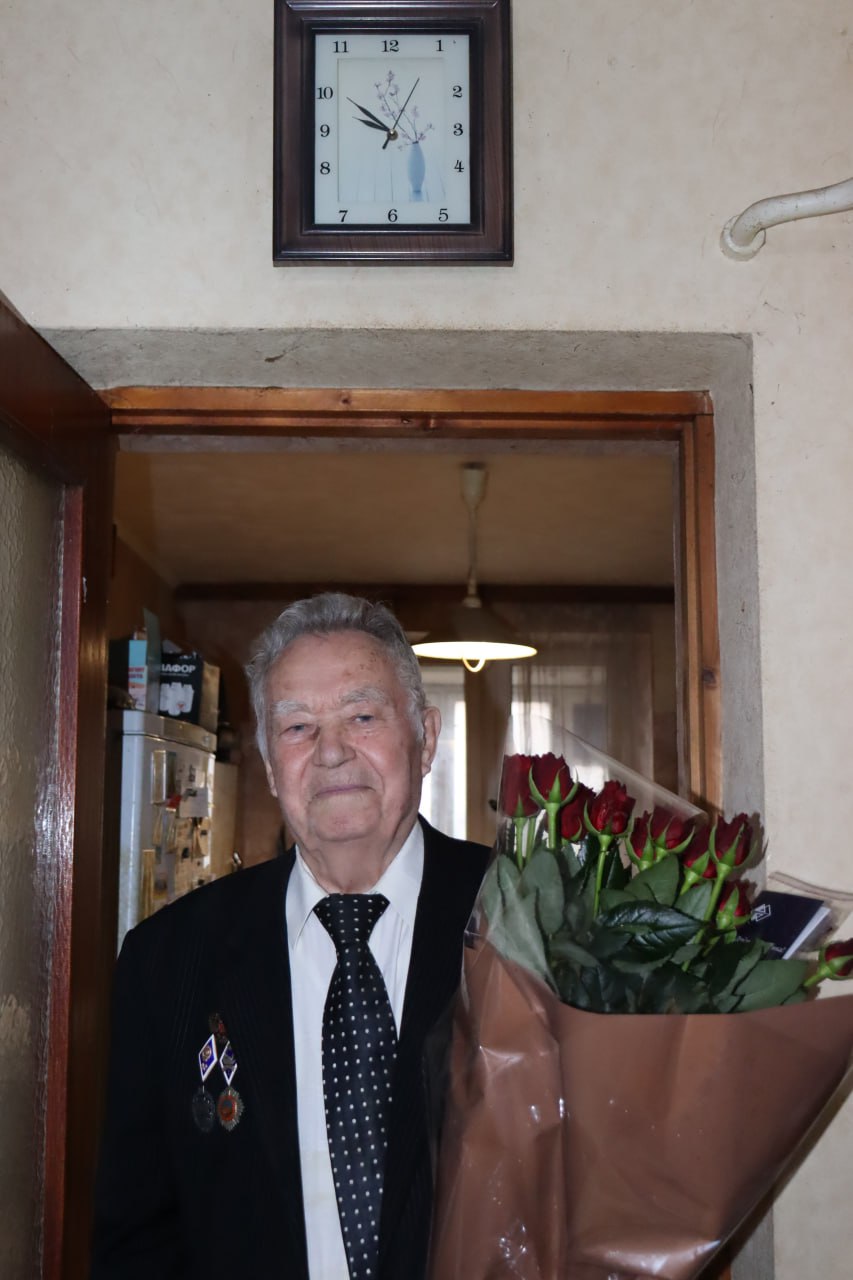 90 лет служения энергетике: Поздравляем Николая Сергеевича Горшкова!